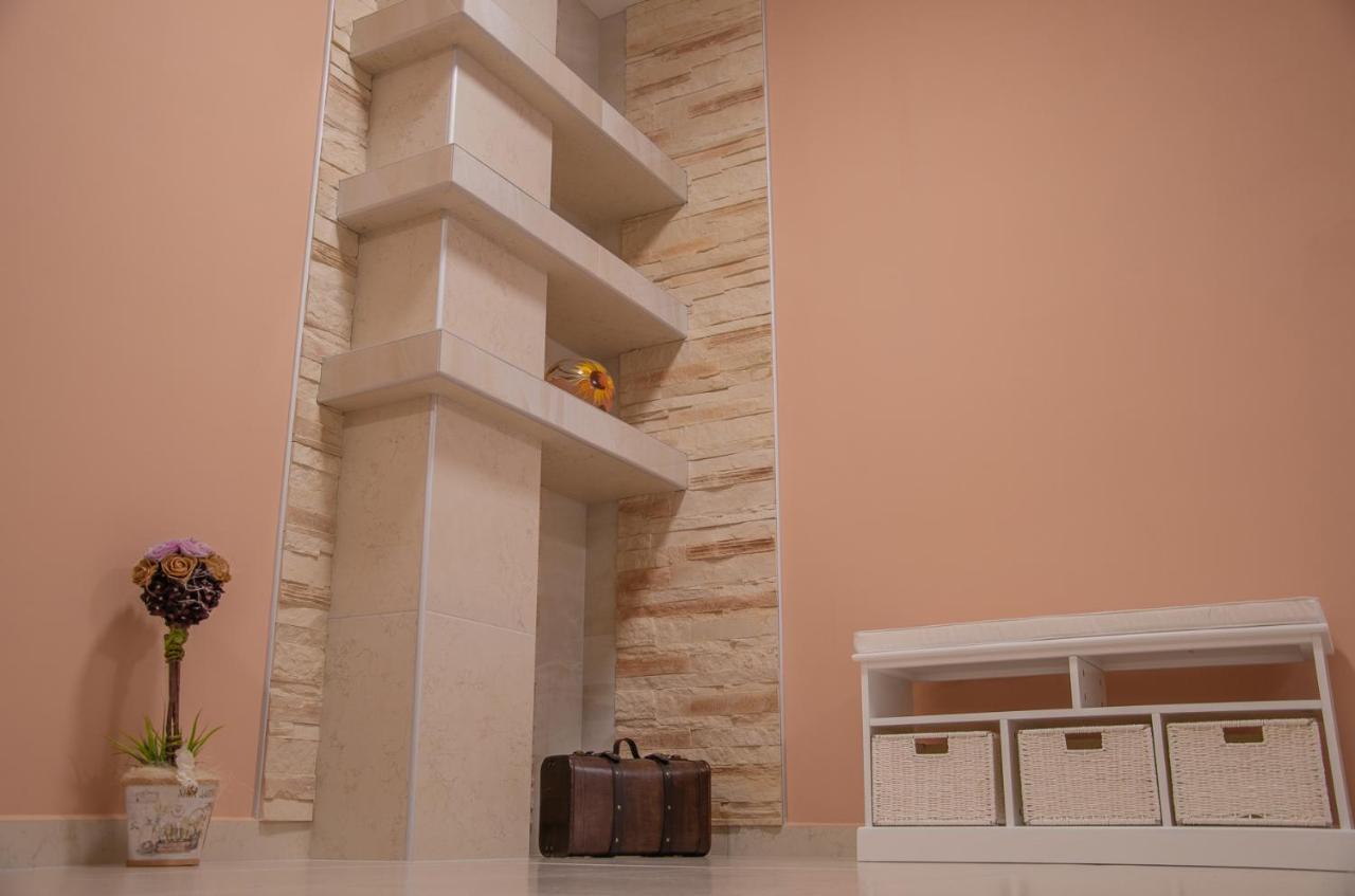 Oros House Apartmanhaz Orosháza Dış mekan fotoğraf