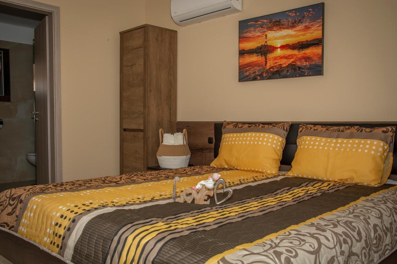 Oros House Apartmanhaz Orosháza Dış mekan fotoğraf